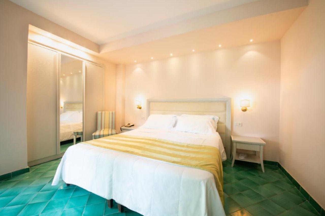 Hotel Continental Ischia Kültér fotó