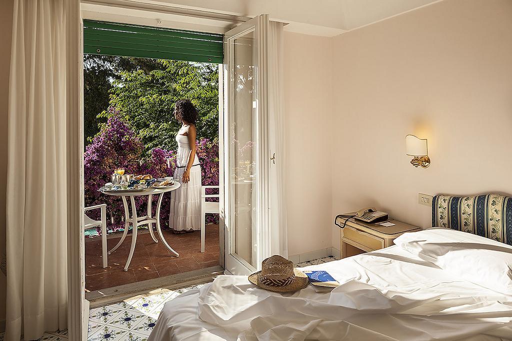 Hotel Continental Ischia Kültér fotó